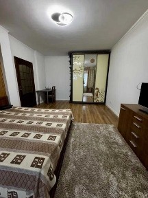 Київська область, Вишневе