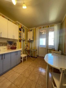 Сдам трехкомнатную квартиру, жк 7 небо