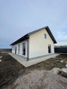 Продам будинок у Шкарівці. Новобудова