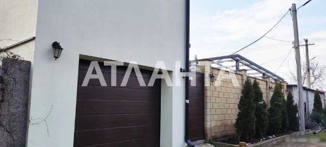 Стильный и полностью укомплектованный дом с гаражом и зоной отдыха