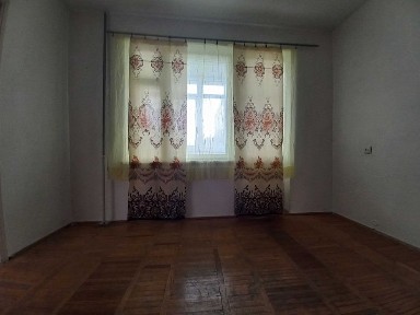 Продаж квартири 90 м2 вул. Незалежності 4