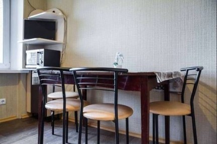 Посуточно на Заболотного, Обл. больница, Сахарова ул