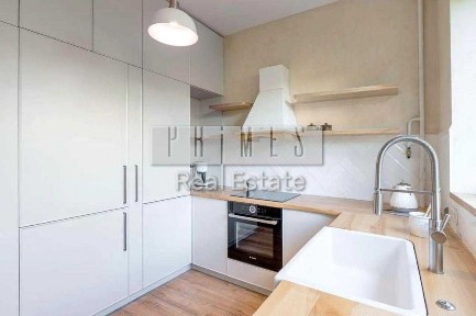 Оренда 3к квартири, вул. Грушевського Михайла 34-А, Печерськ