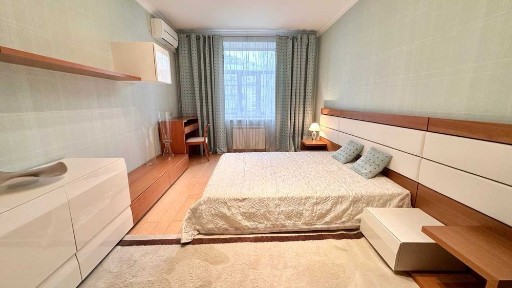 Без% Фото реал 3к розд Бессарабський ринок Центр Хрещатик Палац Спорту