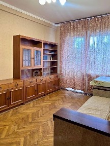 Оренда 2 кімнатної квартири вул. Івана Микитенка, 13