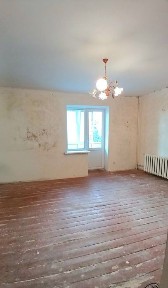 Продається 2х-кімнатна квартира, центр