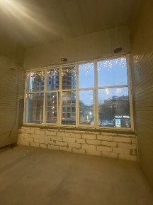 Оренда фасадного приміщення Палац України