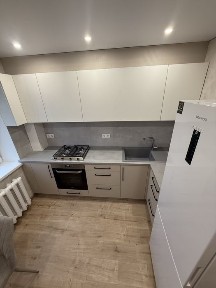 Перша оренда 1 кім по Троїцькій, Все Нове.