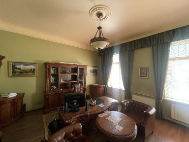 Продам Будівлю 603 кв. м.