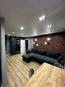 Центр Стадион 3к 70 000$