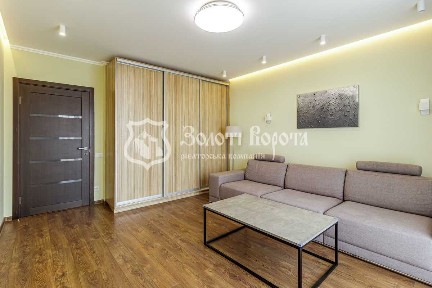 Киев, Метрологическая ул., 9В