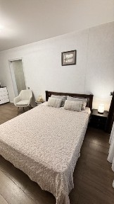 Подобово. Центр. 1-кім квартира.