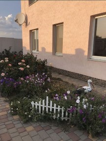 Капитальний дом в живописном месте. Кошари