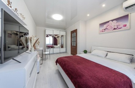 Подобово. Погодинно. Оренда VIP квартира. Вид на озеро. Позняки, Осокорки