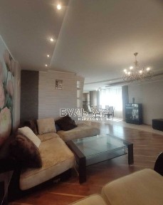 Продам 3 к. кв - 202 м2, Новострой, Гагарина 43/1, Левада, Державинская