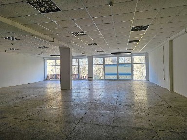 Сдается помещение 350 кв. м. на Космонавтов/ Вечерний