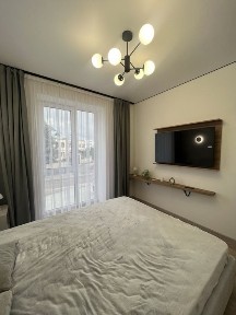 Оренда дружба 1,5 кімнати поблизу Університету