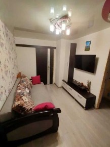 Сдается 3-х комн. квартира студия с ремонтом ул. Героев 93 Бригады