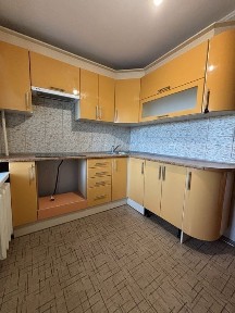 Запоріжжя, Комунарський, Космічна вулиця 78а