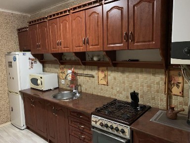 Продам свою 3-х комнатную на днепрострое