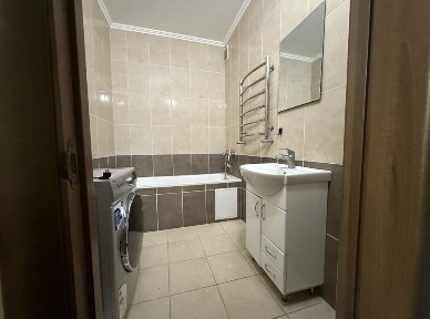 Здається 2 кімнатна квартира р-н. Пивзавод