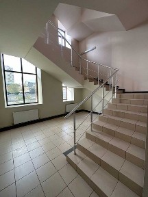 Здам офіс 180м2 1поверх