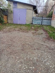 Продам 1/2 частину будинку із ділянкою, гаражем біля Турецького моста