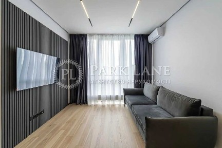 ЖК City Hub продаж квартири 52м2 дизайдерський ремонт центр Києва