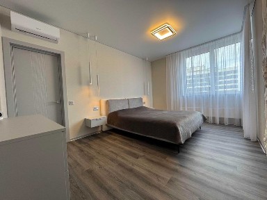 ЖК Варшавський 3 ПРОДАЖ 2 кімнатної квартири 80м з АВТОРСЬКИМ ремонтом