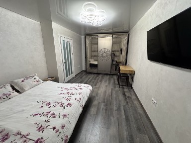 Подобово Чернівці квартира в новобудові біля ТЦ «Майдан».