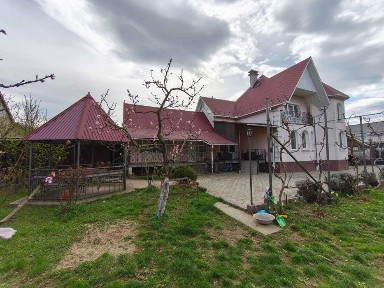 Продається сучасний будинок, вул. О. Блистіва Код: 9135