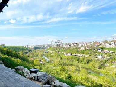 Котедж з прекрасним краєвидом на Стару Фортецю