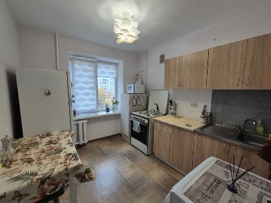 БЕЗ КОМИССИИ! Продаю 1 комнатную в Корабельном районе! а1