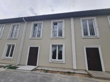 Продам Таунхаус в с. Святопетрівське, (Вишневе).