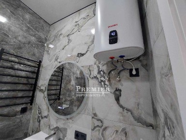 Продам квартиру з ремонтом біля моря