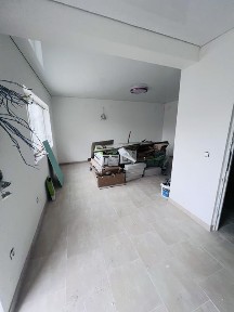 Продаж 1 кімн. кв-ри + кухня - студія, особ. типу в центр частині