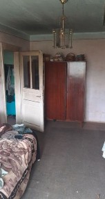 Продаж двох кімнатної квартири в Дережичах