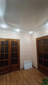 3к чешка на Ювілейній