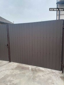 Здається в оренду затишний півособняк