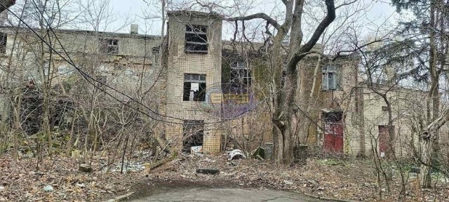 Комерційна будівля під реконструкцію на Слобідці