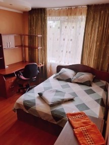 2 кім Квартира в центрі (без відключень) подобово та помісячно