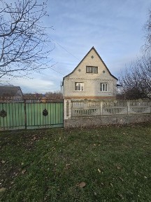 Продаж будинку смт Рокитне