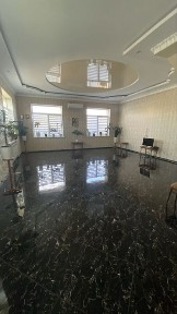 Будинок лівий берег