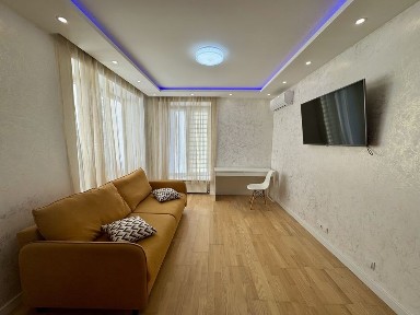 Двокімнатна з ремонтом в центрі Бучі ЖК Центральний. Газ!