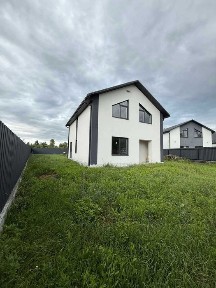 Солідний будинок 135 м². Велика територія, правильне планування