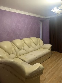 Продам 2 комнатную квартиру на Садах 2