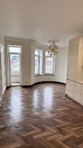 Продаж будинку в центрі Івано-франківська