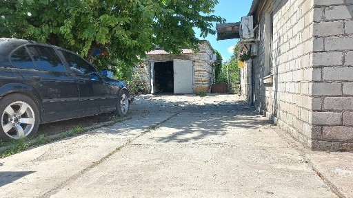 Терміново! Продам будинок, район ресторану Наірі