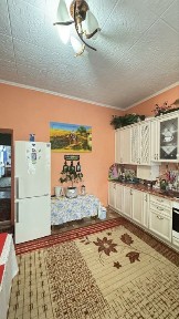 Продається 2 будинки на 1 земельній ділянці