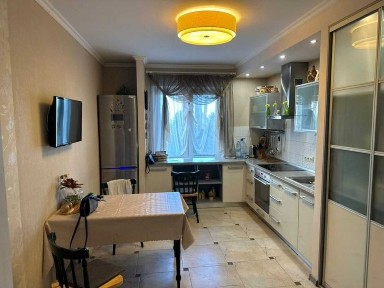 3-к. квартира. Позняки. Новус. Григоренка, 14. Поверх 3. Генератор